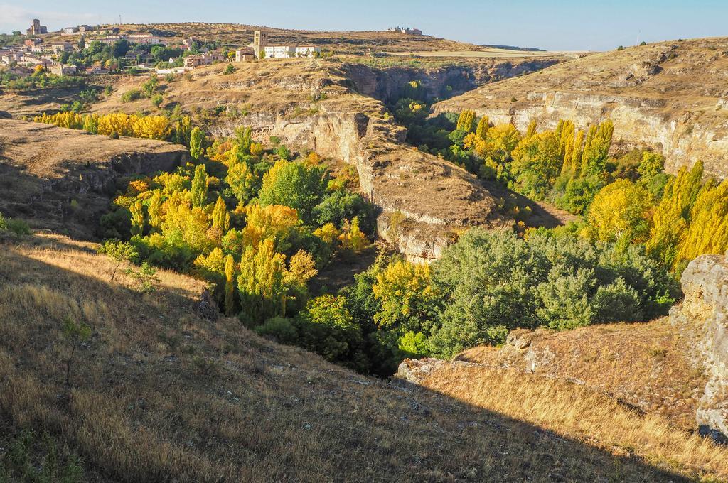 Hostal El Panadero Сепульведа Экстерьер фото